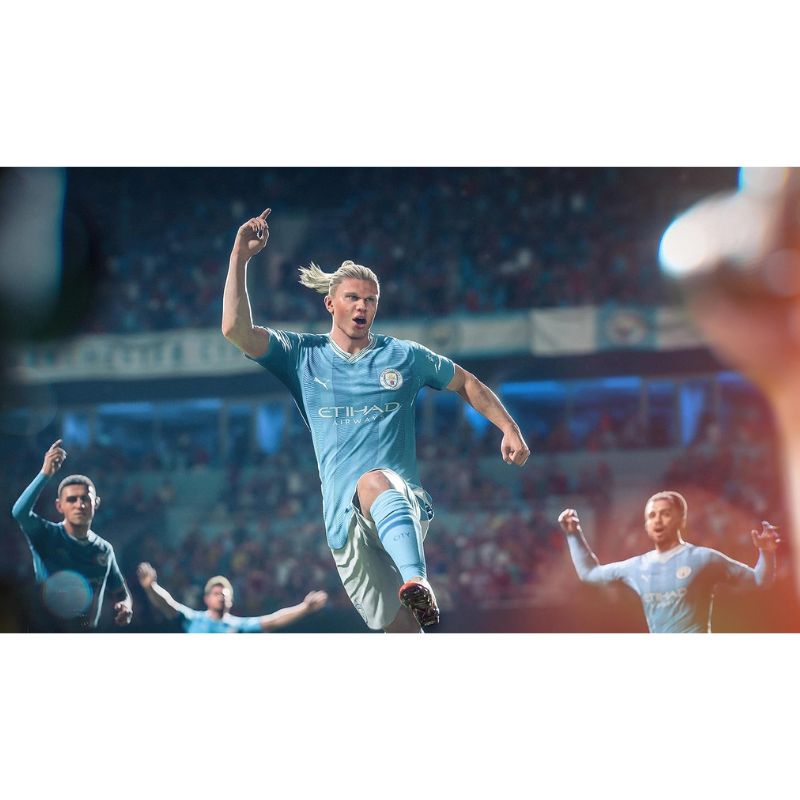 Combo Sony PS5 Digital Edition Black/White 825GB GRATIS EA Sports FC24 - Imagen 4